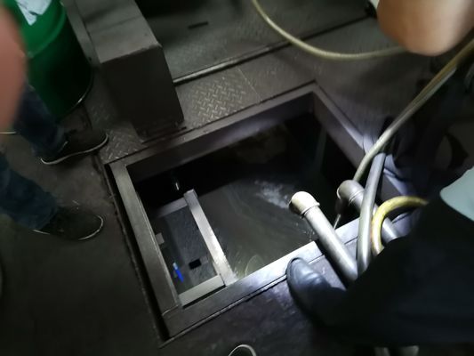 OEM Mobile Mesin Alat Tangki Air Pemotong Cairan Degreaser Mesin