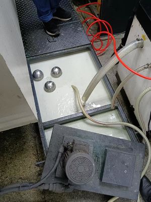 Memotong cairan pemisah minyak-air, pemurnian online, sterilisasi dan deodorisasi, menyaring kotoran